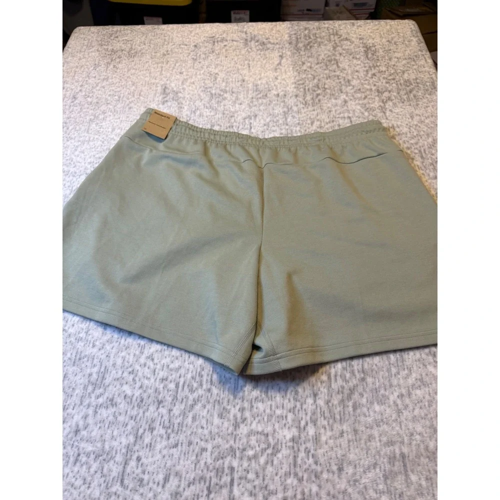 Nike‎ Dri-FIT Men's Athletic Shorts Sage Green XXL Drawstring Pockets NWT